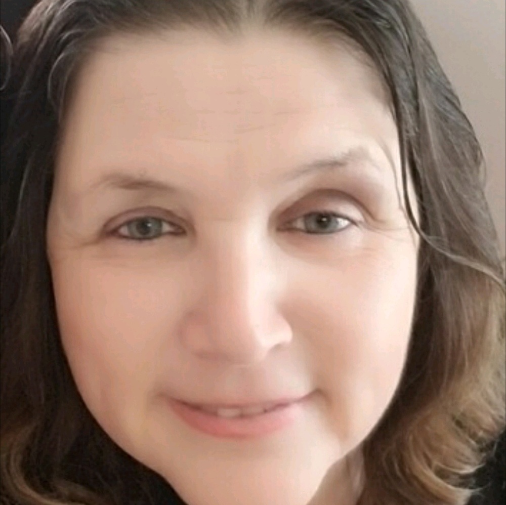 Meet your Posher, Naomi